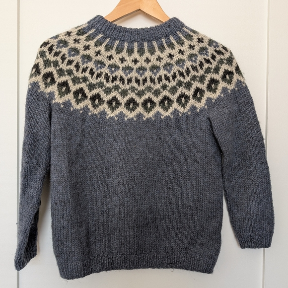 Iceland Wool Handmade Sweater - Picture 2 of 4